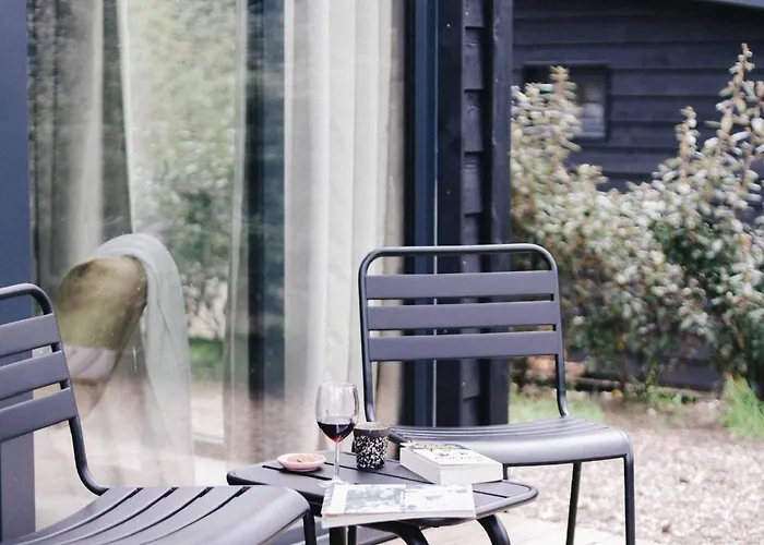 Hébergement de vacances Ultiem Ontspannen In Luxe En Design Ingericht Tiny House Onyx In Bosrijke Omgeving *