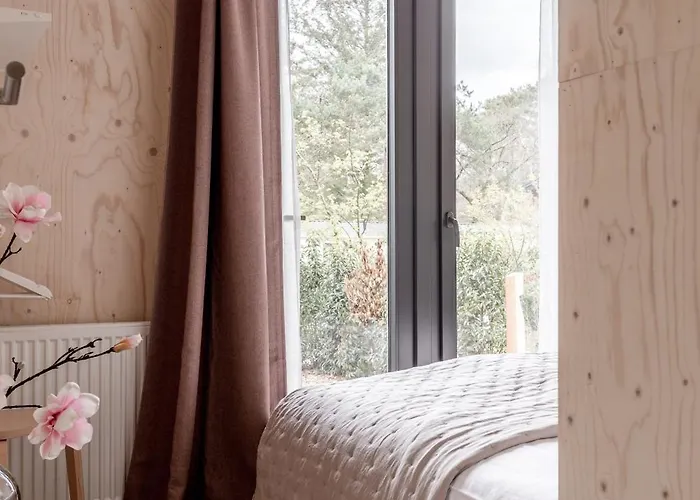 Ultiem Ontspannen In Luxe En Design Ingericht Tiny House Onyx In Bosrijke Omgeving