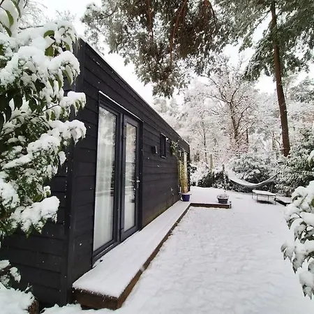 Сasa de vacaciones Ultiem Ontspannen In Luxe En Design Ingericht Tiny House Onyx In Bosrijke Omgeving