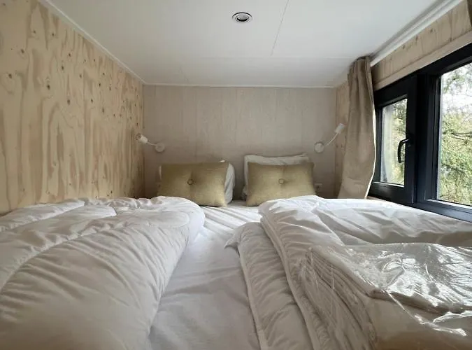 Ultiem Ontspannen In Luxe En Design Ingericht Tiny House Onyx In Bosrijke Omgeving Сasa de vacaciones