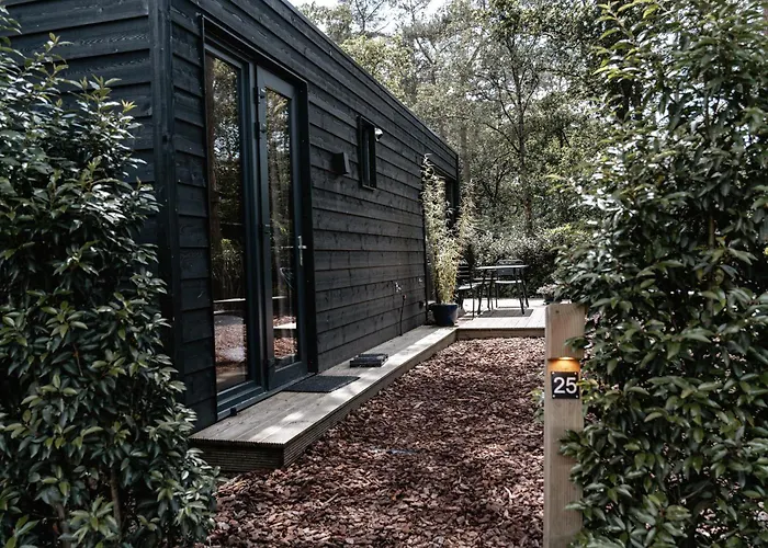 Сasa de vacaciones Ultiem Ontspannen In Luxe En Design Ingericht Tiny House Onyx In Bosrijke Omgeving